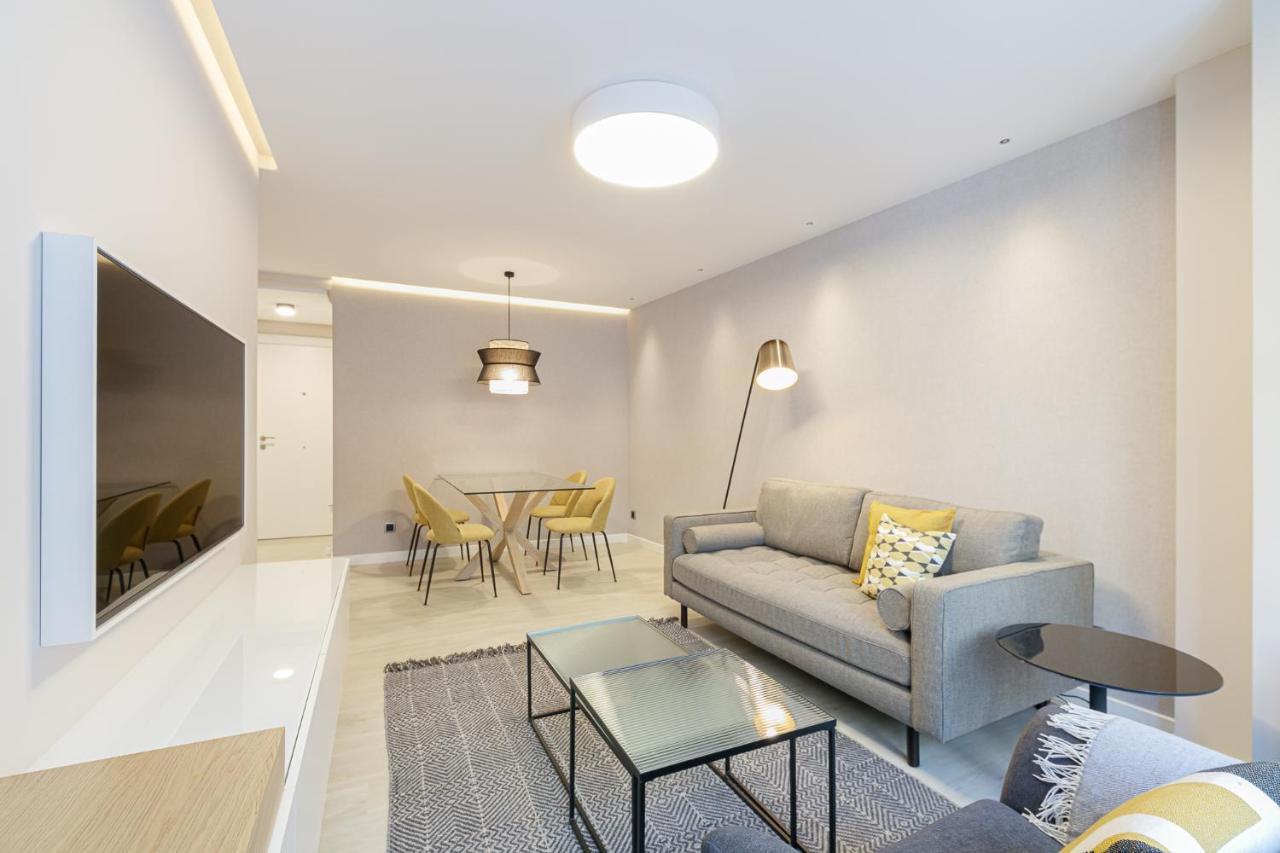 Premium El Corte Ingles-parking * Vigo